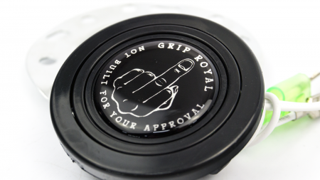 Horn Button - Middle Finger - Silver