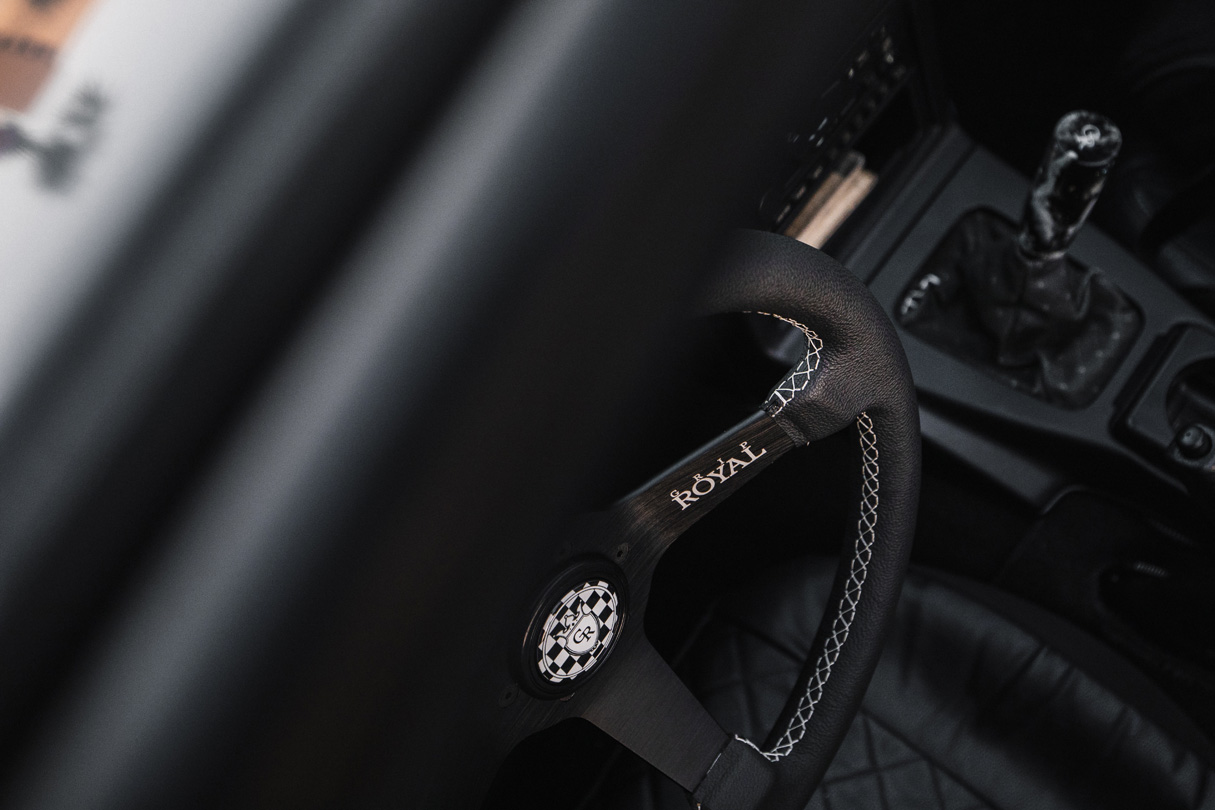 Brute - 350mm - Leather - White TDC - White Stitch - Image 2